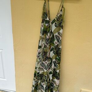 Z&L Europe Maxi dress 🌴